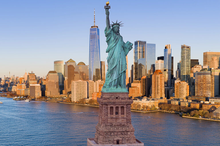 Statue of Liberty Lady Liberty Battery Park The Daily Green cannabis dispensary near me dispensary times square new york city nyc manhattan midtown cannabis near me manhattan cannabis weed dispensary manhattan weed in midtown