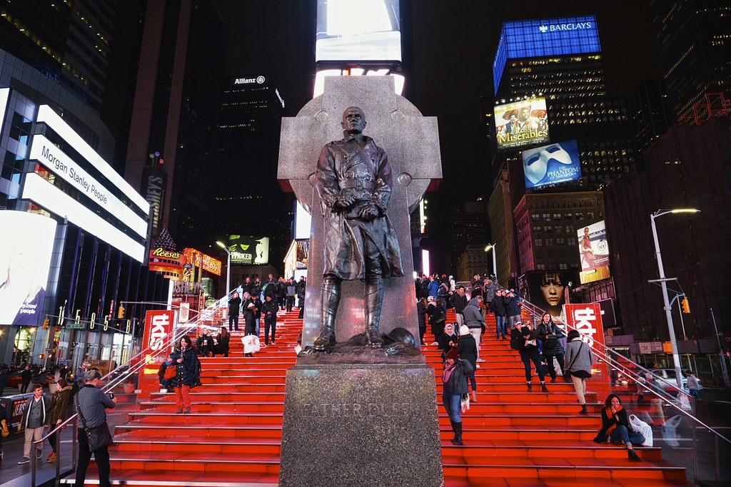 Did You Know These 5 Shocking Facts fun facts Times Square Times Square trivia NYC history Times Square facts Visit The Daily Green cannabis dispensary near me dispensary times square new york city nyc manhattan midtown cannabis near me manhattan cannabis weed dispensary manhattan weed in midtown